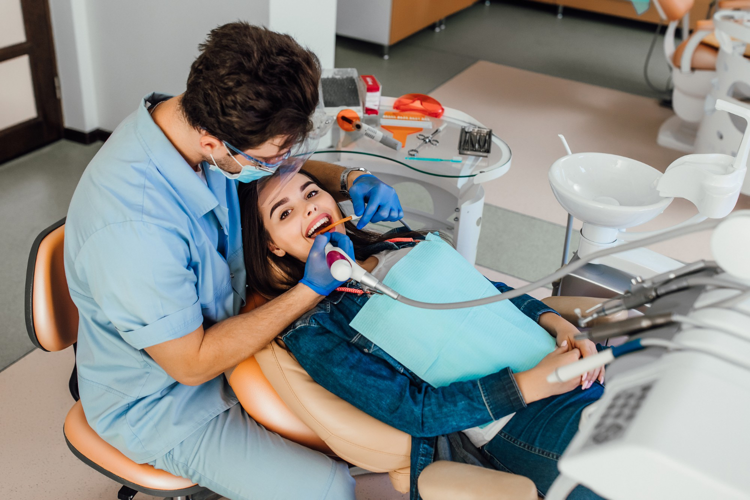 Cómo Se Trata El Bruxismo Cómo puedo combatir la halitosis