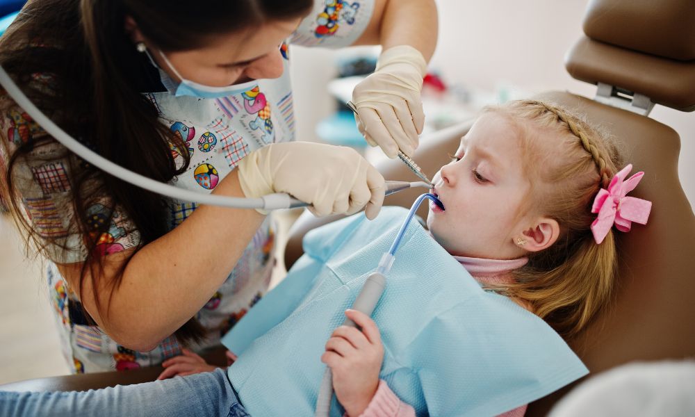 ¿En qué casos se utiliza un expansor dental infantil?