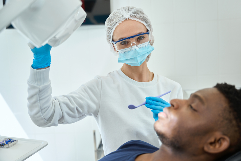 Qué No Hacer Después de Limpieza Dental: Errores Críticos