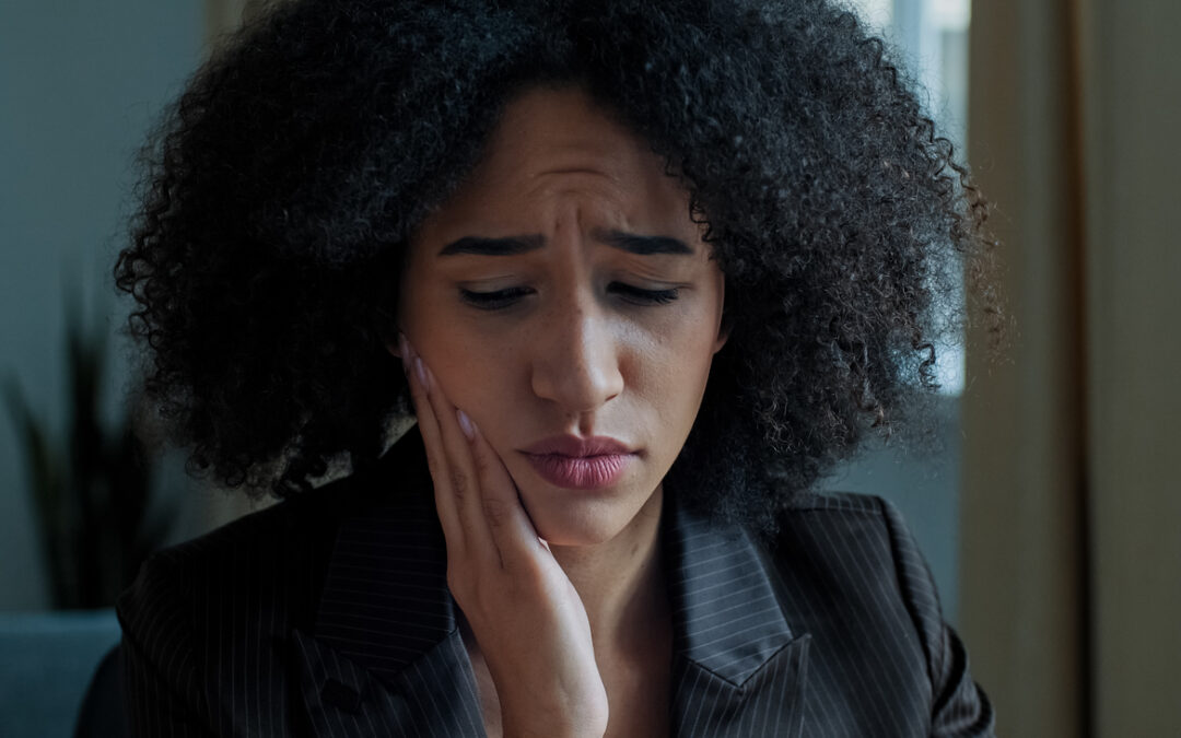 Diferencias entre Bruxismo Diurno y Nocturno: Síntomas y Tratamientos